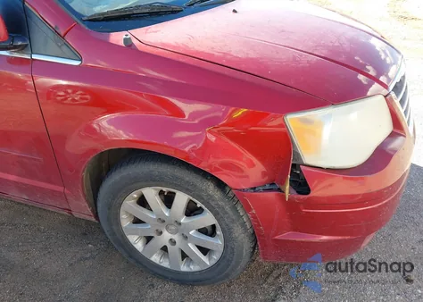 2008 Chrysler Town & Country Touring из США, поврежденный, VIN 2A8HR54P68R778052